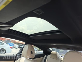 2021 BMW 4 Series Coupe M440i xDrive - miniatura 17