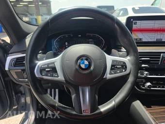 2021 BMW 5 Series Sedan 530i M SPORT LINE - miniatura 10