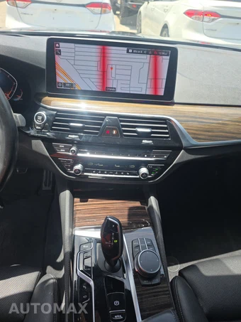 2021 BMW 5 Series Sedan 530i M SPORT LINE - miniatura 11