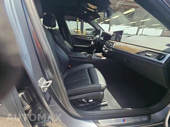 2021 BMW 5 Series Sedan 530i M SPORT LINE - miniatura 8