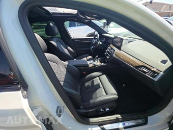 2021 BMW 5 Series Sedan 530i M SPORT LINE - miniatura 15