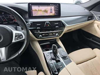 2021 BMW 5 Series Sedan 530i M SPORT LINE - miniatura 10