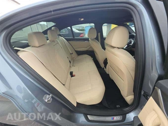 2021 BMW 5 Series Sedan 530i M SPORT LINE - miniatura 16