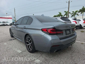 2021 BMW 5 Series Sedan 530i M SPORT LINE - miniatura 2