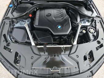 2021 BMW 5 Series Sedan 530i M SPORT LINE - miniatura 23
