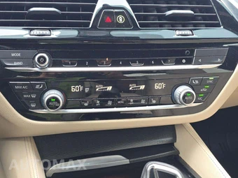2021 BMW 5 Series Sedan 530i M SPORT LINE - miniatura 28
