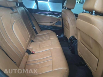 2021 BMW 5 Series Sedan 530i M SPORT LINE - miniatura 16