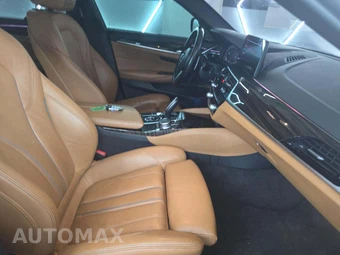 2021 BMW 5 Series Sedan 530i M SPORT LINE - miniatura 18