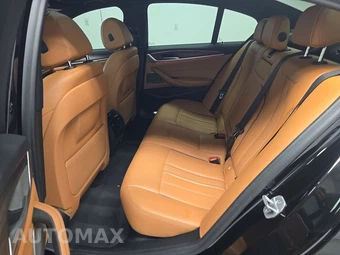2021 BMW 5 Series Sedan 530i M SPORT LINE - miniatura 13