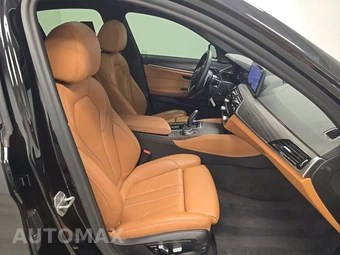 2021 BMW 5 Series Sedan 530i M SPORT LINE - miniatura 8