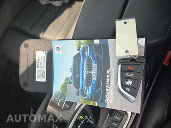 2021 BMW 5 Series Sedan 530i - miniatura 22