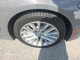 2021 BMW 5 Series Sedan 530i - miniatura 9