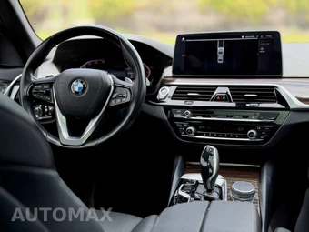 2021 BMW 5 Series Sedan 530i - miniatura 14