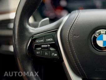 2021 BMW 5 Series Sedan 530i - miniatura 16