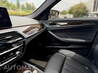 2021 BMW 5 Series Sedan 530i - miniatura 18