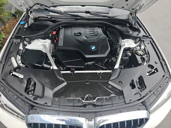 2021 BMW 5 Series Sedan 530i - miniatura 16