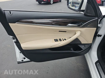 2021 BMW 5 Series Sedan 530i - miniatura 9