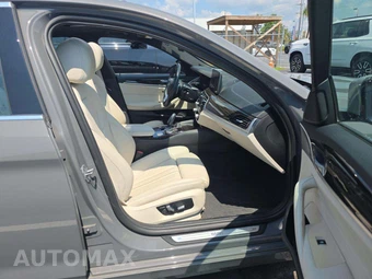 2021 BMW 5 Series Sedan 530i - miniatura 18
