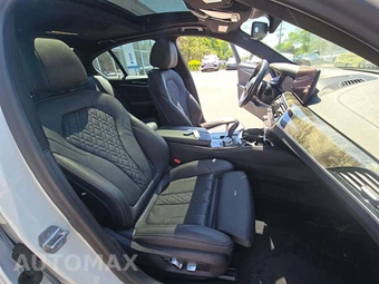2021 BMW 5 Series Sedan 530i xDrive M SPORT LINE - miniatura 15
