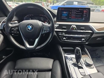 2021 BMW 5 Series Sedan 530i xDrive - miniatura 14