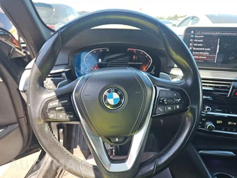2021 BMW 5 Series Sedan 530i xDrive - miniatura 10