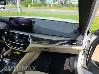 2021 BMW 5 Series Sedan 530i xDrive - miniatura 19