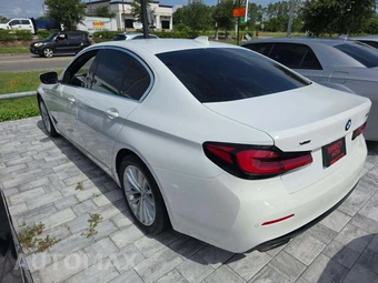 2021 BMW 5 Series Sedan 530i xDrive - miniatura 2