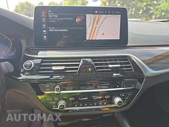 2021 BMW 5 Series Sedan 530i xDrive - miniatura 10