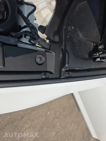 2021 BMW 5 Series Sedan 530i xDrive - miniatura 23
