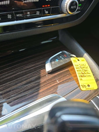 2021 BMW 5 Series Sedan 530i xDrive - miniatura 8