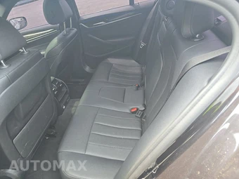 2021 BMW 5 Series Sedan 530i xDrive - miniatura 13