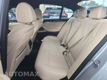 2021 BMW 5 Series Sedan 530i xDrive - miniatura 13