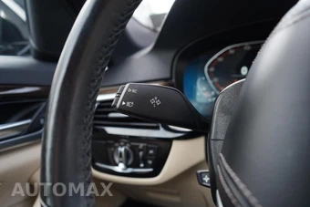 2021 BMW 5 Series Sedan 530i xDrive - miniatura 25