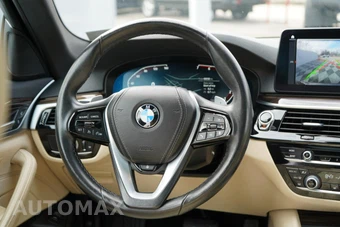 2021 BMW 5 Series Sedan 530i xDrive - miniatura 50