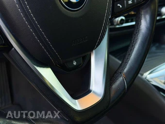 2021 BMW 5 Series Sedan 530i xDrive - miniatura 18