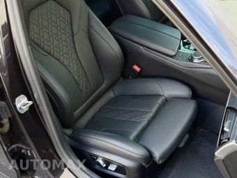 2021 BMW 5 Series Sedan 530i xDrive - miniatura 23