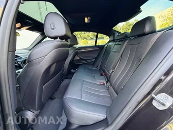 2021 BMW 5 Series Sedan 530i xDrive - miniatura 25