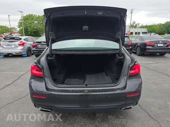 2021 BMW 5 Series Sedan 530i xDrive - miniatura 14
