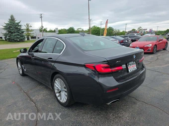 2021 BMW 5 Series Sedan 530i xDrive - miniatura 2