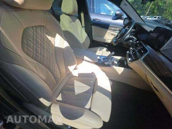 2021 BMW 5 Series Sedan 530i xDrive - miniatura 18