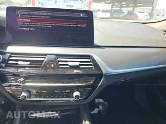 2021 BMW 5 Series Sedan 540i M SPORT LINE - miniatura 11