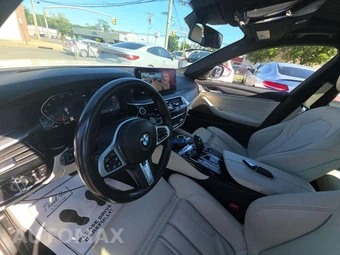 2021 BMW 5 Series Sedan 540i xDrive M SPORT LINE - miniatura 10