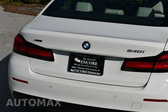 2021 BMW 5 Series Sedan 540i xDrive - miniatura 10