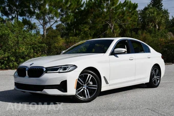 2021 BMW 5 Series Sedan 540i xDrive - miniatura 21