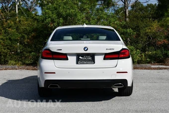 2021 BMW 5 Series Sedan 540i xDrive - miniatura 28