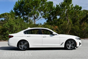 2021 BMW 5 Series Sedan 540i xDrive - miniatura 33
