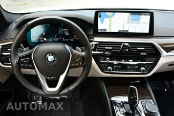 2021 BMW 5 Series Sedan 540i xDrive - miniatura 49