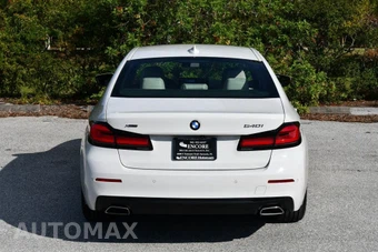 2021 BMW 5 Series Sedan 540i xDrive - miniatura 5