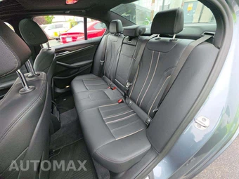 2021 BMW 5 Series Sedan 540i xDrive - miniatura 10