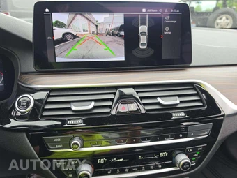 2021 BMW 5 Series Sedan 540i xDrive - miniatura 7